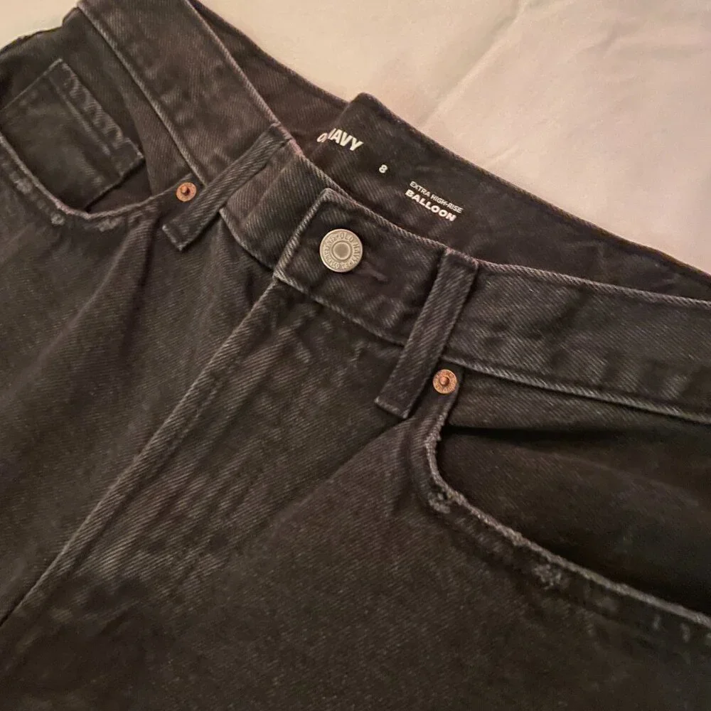 FIRM. NWT Old Navy Dark Wash Denim Jeans Extra High-Rise Balloon. Size 8 Women's - Picture 12 of 16